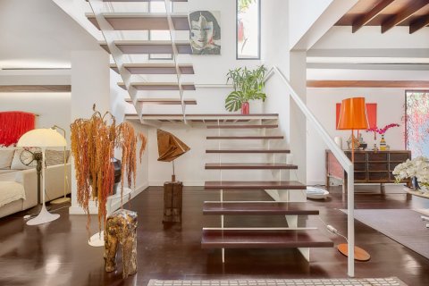 Casa de 5 dormitorios en Bangkok, Tailandia № 181039 - foto 15