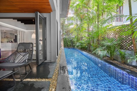 Casa de 5 dormitorios en Bangkok, Tailandia № 181039 - foto 11