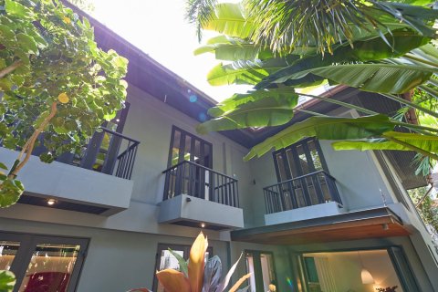 Casa de 5 dormitorios en Bangkok, Tailandia № 181039 - foto 25