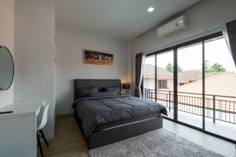 Villa in Chiang Mai, Thailand 4 bedrooms № 155360 - photo 14