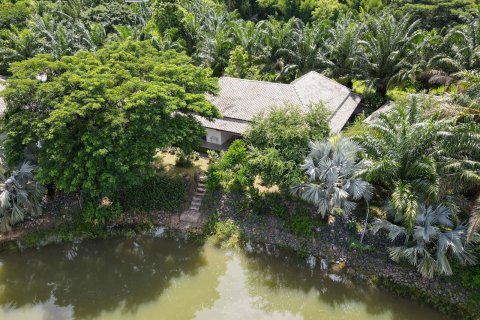 Chalet de 3 dormitorios en Chiang Mai, Tailandia № 155361