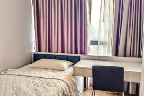 Condominio de 2 dormitorios en Khlong Toei, Bangkok, Tailandia № 117082 - foto 2