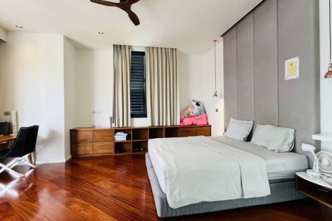 Chalet de 9 dormitorios en Kathu, Tailandia № 117084 - foto 4