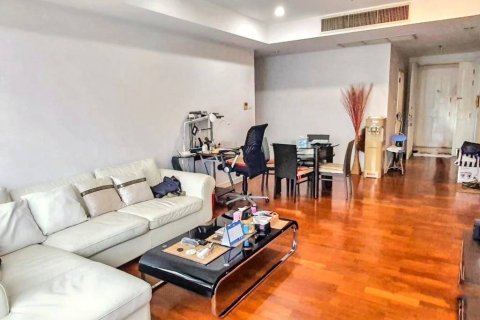 Condominio de 2 dormitorios en Khlong Toei, Bangkok, Tailandia № 117083 - foto 2