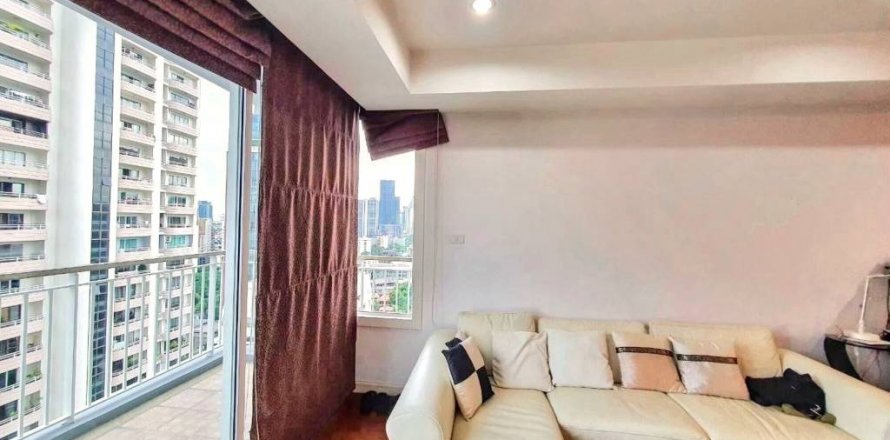 Condominio de 2 dormitorios en Khlong Toei, Bangkok, Tailandia № 117083