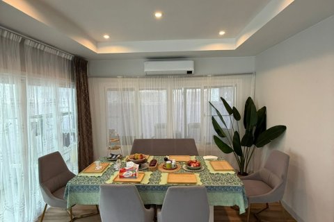 Casa de 4 dormitorios en Phuket, Tailandia № 145107 - foto 4