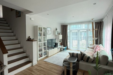 Casa de 4 dormitorios en Phuket, Tailandia № 145107 - foto 8
