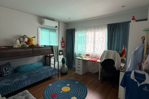Casa de 4 dormitorios en Phuket, Tailandia № 145107 - foto 16