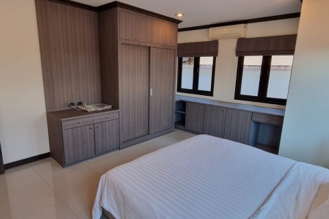 Casa de 3 dormitorios en Bang Lamung, Tailandia № 54868 - foto 13
