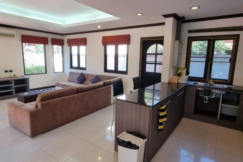 Casa de 3 dormitorios en Bang Lamung, Tailandia № 54868 - foto 7
