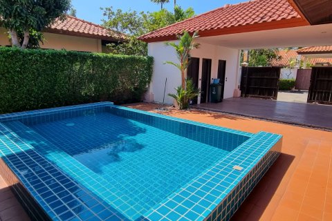 Casa de 3 dormitorios en Bang Lamung, Tailandia № 54868 - foto 3