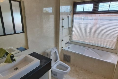 Casa de 3 dormitorios en Bang Lamung, Tailandia № 54868 - foto 17
