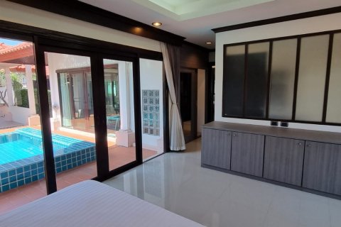 Casa de 3 dormitorios en Bang Lamung, Tailandia № 54868 - foto 10