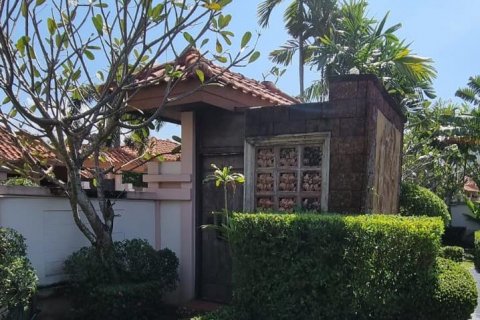 Casa de 3 dormitorios en Bang Lamung, Tailandia № 54870 - foto 10