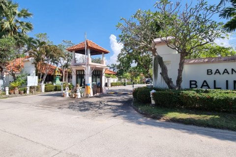 Casa de 3 dormitorios en Bang Lamung, Tailandia № 54870 - foto 30