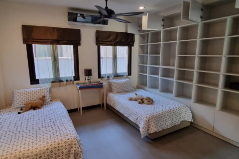 Casa de 3 dormitorios en Bang Lamung, Tailandia № 54870 - foto 23