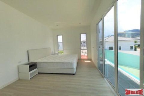 Villa in Ko Kaeo, Thailand 3 bedrooms № 193989 - photo 3