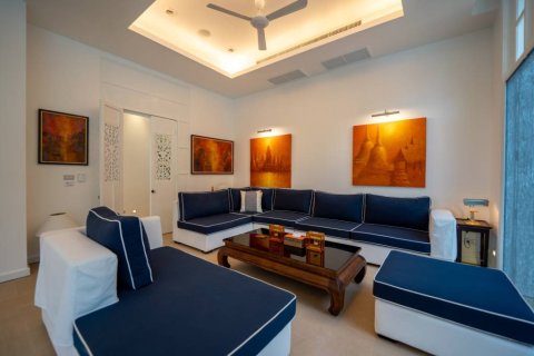 Chalet de 5 dormitorios en Phuket, Tailandia № 172637 - foto 3