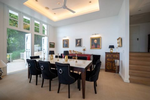 Chalet de 5 dormitorios en Phuket, Tailandia № 172637 - foto 4