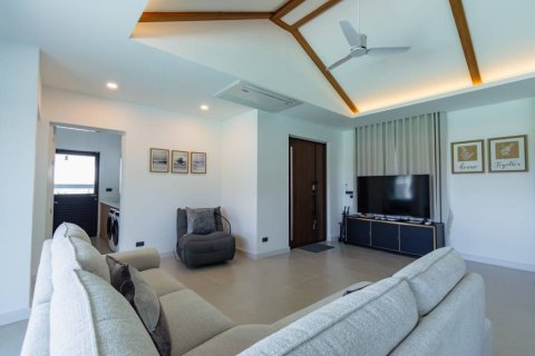 Chalet de 3 dormitorios en Hua Hin, Tailandia № 172639 - foto 3