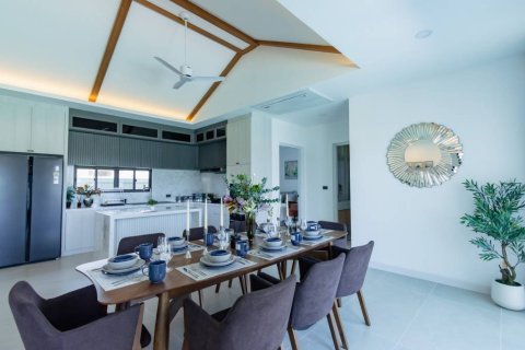 Chalet de 3 dormitorios en Hua Hin, Tailandia № 172639 - foto 9