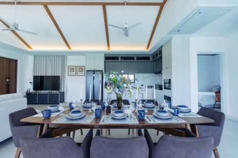 Chalet de 3 dormitorios en Hua Hin, Tailandia № 172639 - foto 5