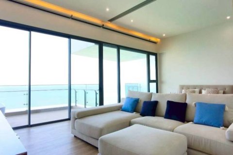 Condominio de 3 dormitorios en Pattaya, Tailandia № 172634 - foto 8