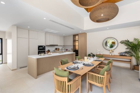 Casa de 4 dormitorios en Phuket, Tailandia № 180669 - foto 14