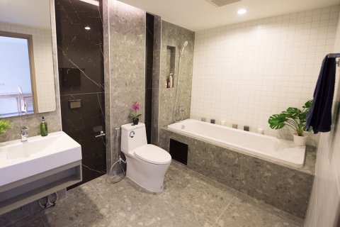 Hotel 1900 m2 en Bangkok, Tailandia № 180673 - foto 15