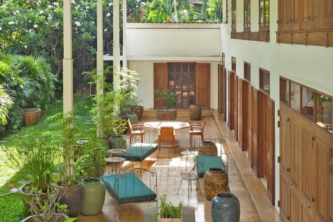 Casa de 4 dormitorios en Bangkok, Tailandia № 180672 - foto 4
