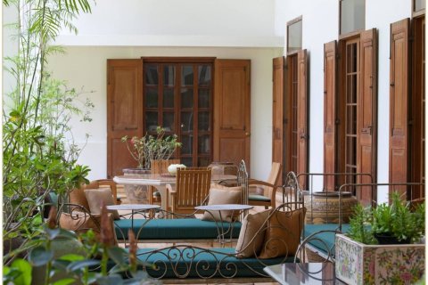 Casa de 4 dormitorios en Bangkok, Tailandia № 180672 - foto 10
