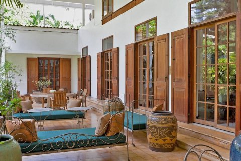 Casa de 4 dormitorios en Bangkok, Tailandia № 180672 - foto 5