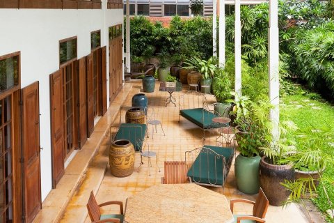 Casa de 4 dormitorios en Bangkok, Tailandia № 180672 - foto 3