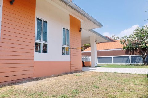 Estudio en Jomtien Beach, Pattaya, Tailandia № 156781 - foto 9