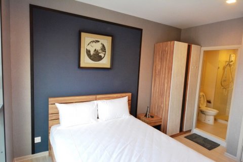 Condominio de 1 dormitorio en Bangkok, Tailandia № 66628 - foto 4
