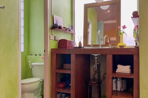 Chalet de 3 dormitorios en Bangkok, Tailandia № 167489 - foto 8