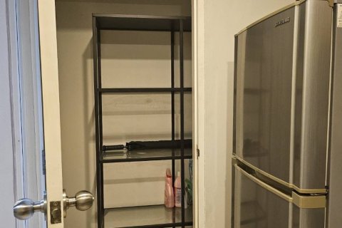 Studio dans le Condo à Watthana, Bangkok, Thaïlande № 167487 - photo 6