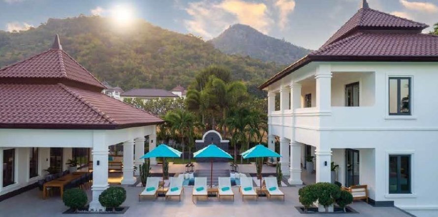 Villa à Hua Hin, Thaïlande 5 chambres № 167483