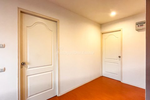 Condominio de 2 dormitorios en Bang Lamung, Tailandia № 159934 - foto 17