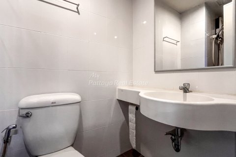 Condominio de 2 dormitorios en Bang Lamung, Tailandia № 159934 - foto 16