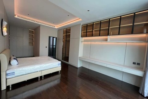 Chalet de 5 dormitorios en Bangkok, Tailandia № 133779 - foto 23
