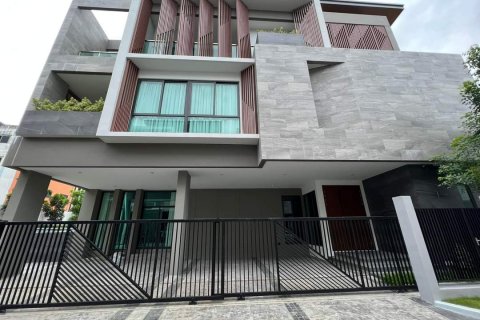 Villa in Bangkok, Thailand 5 Schlafzimmer № 133779