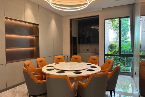 Chalet de 5 dormitorios en Bangkok, Tailandia № 133779 - foto 5