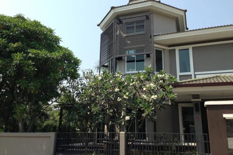 Chalet de 4 dormitorios en Prawet, Bangkok, Tailandia № 133775