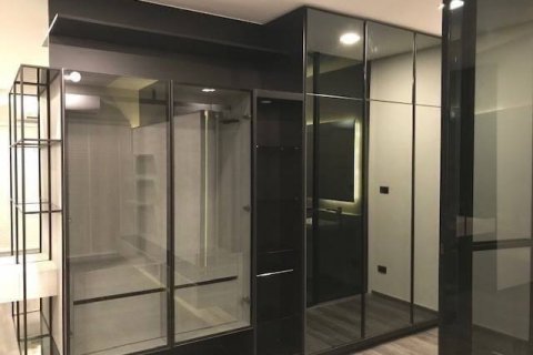 Chalet de 3 dormitorios en Bang Phli Yai, Tailandia № 133774 - foto 9