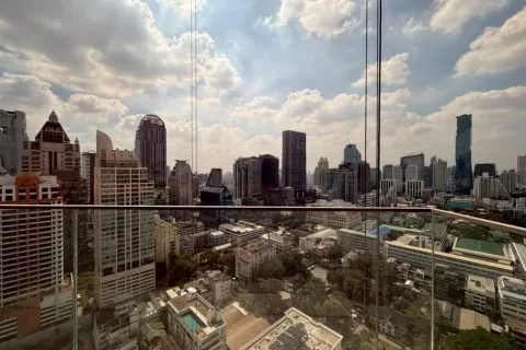 Condo à Bang Rak, Bangkok, Thaïlande, 2 chambres  № 170652