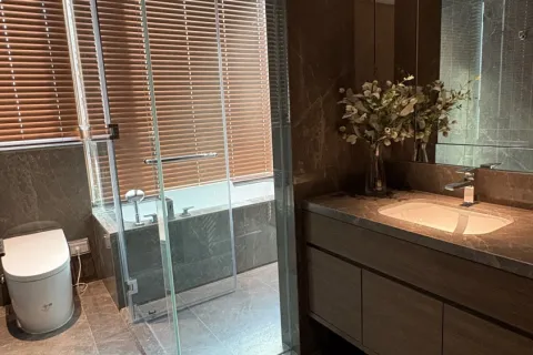 Condominio de 2 dormitorios en Bang Rak, Bangkok, Tailandia № 170652 - foto 6