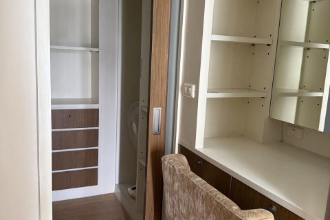 Студия в кондо в Клонг Тоэй, Бангкок, Таиланд № 170653 - фото 5
