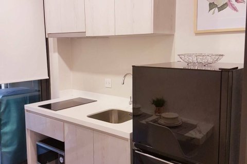 Estudio en el condominio en Khlong Toei, Bangkok, Tailandia № 167656 - foto 4
