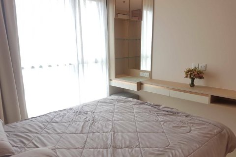 Estudio en el condominio en Khlong Toei, Bangkok, Tailandia № 167656 - foto 9